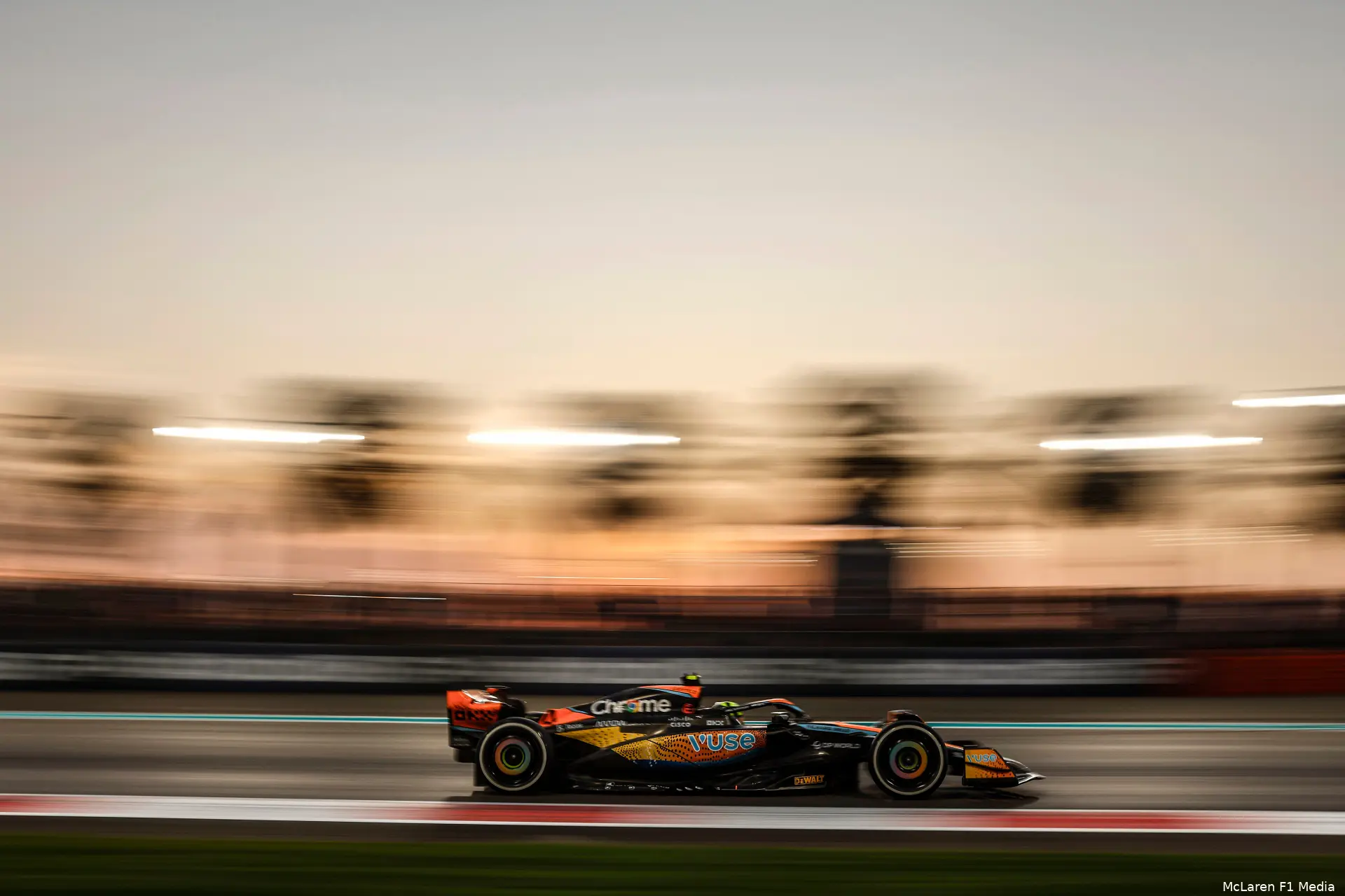 mclaren abu dhabi zondag 2023