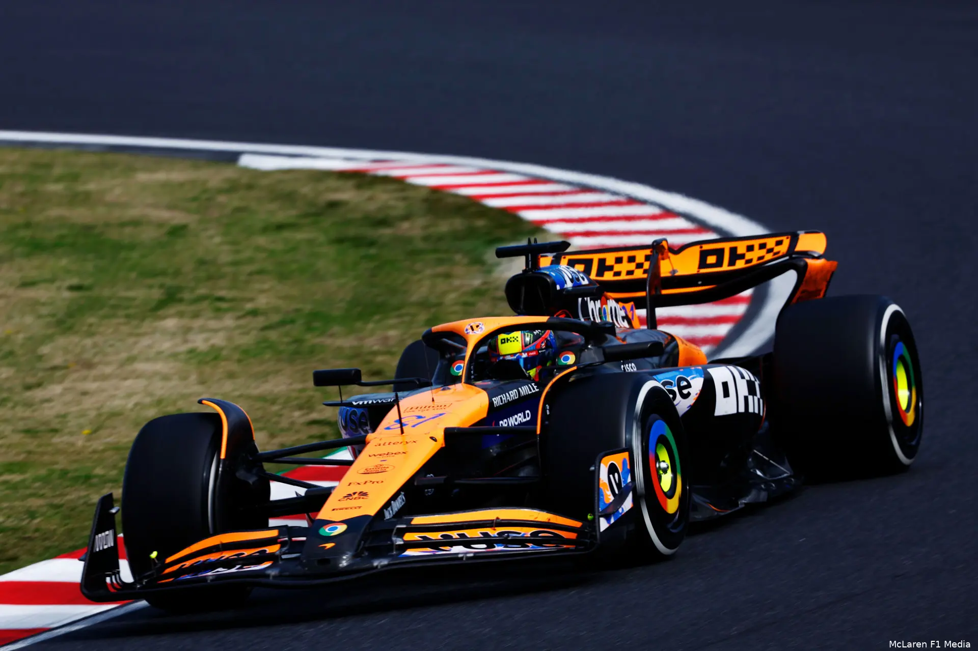 oscar piastri japan 2024 mclaren