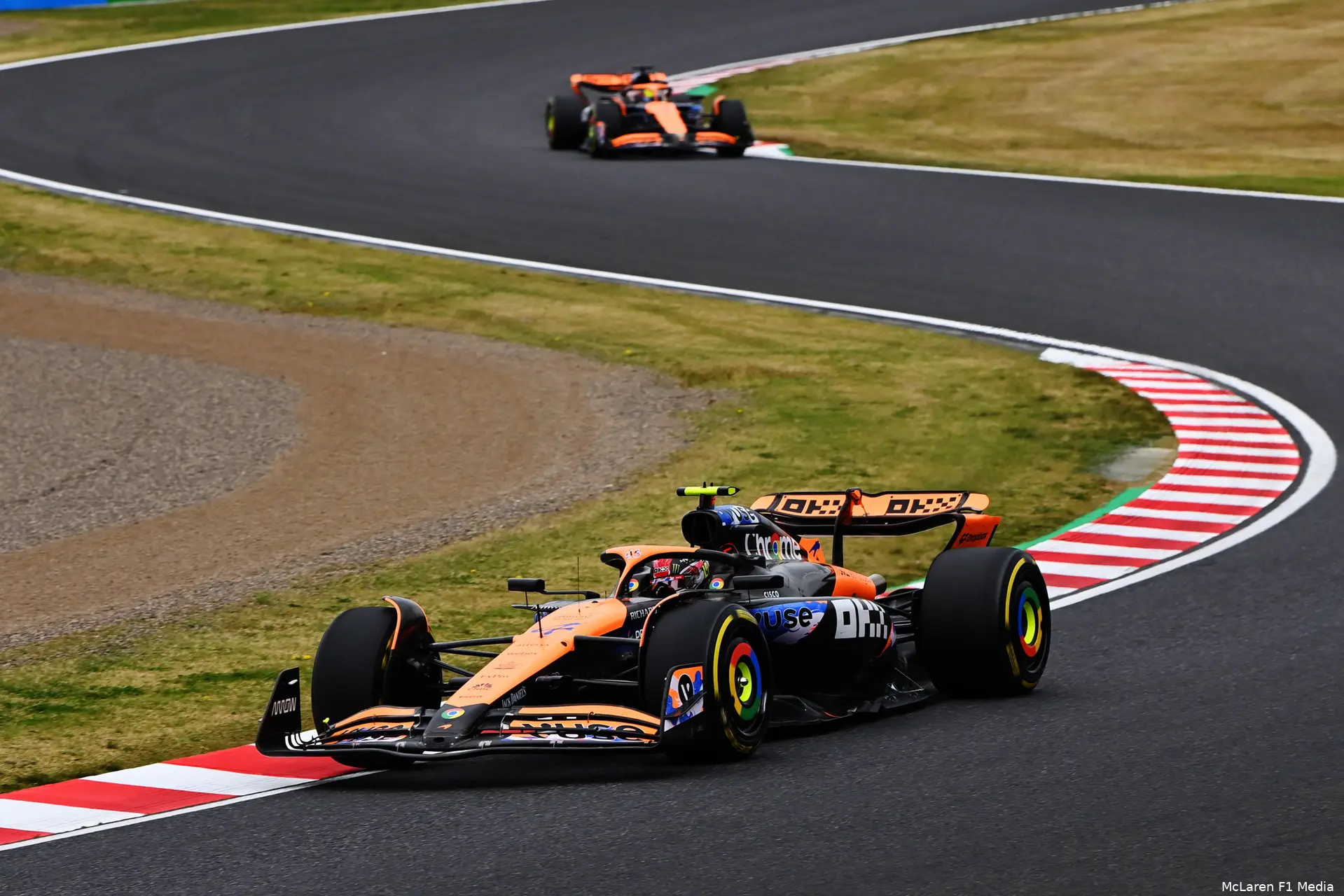 oscar piastri mclaren vrijdag japan