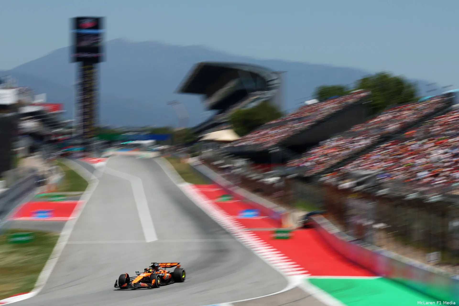 mclaren oscar piastri gp spanje 2025 vrijdag 4