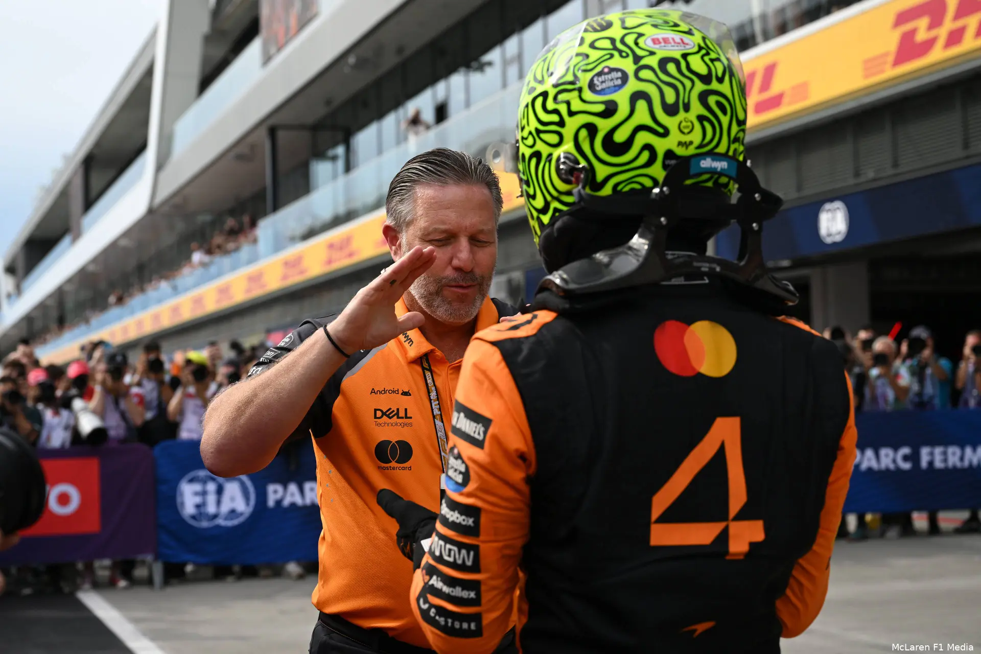 zak-brown-mclaren-gp-hongarije-2025-zondag-lando-norris