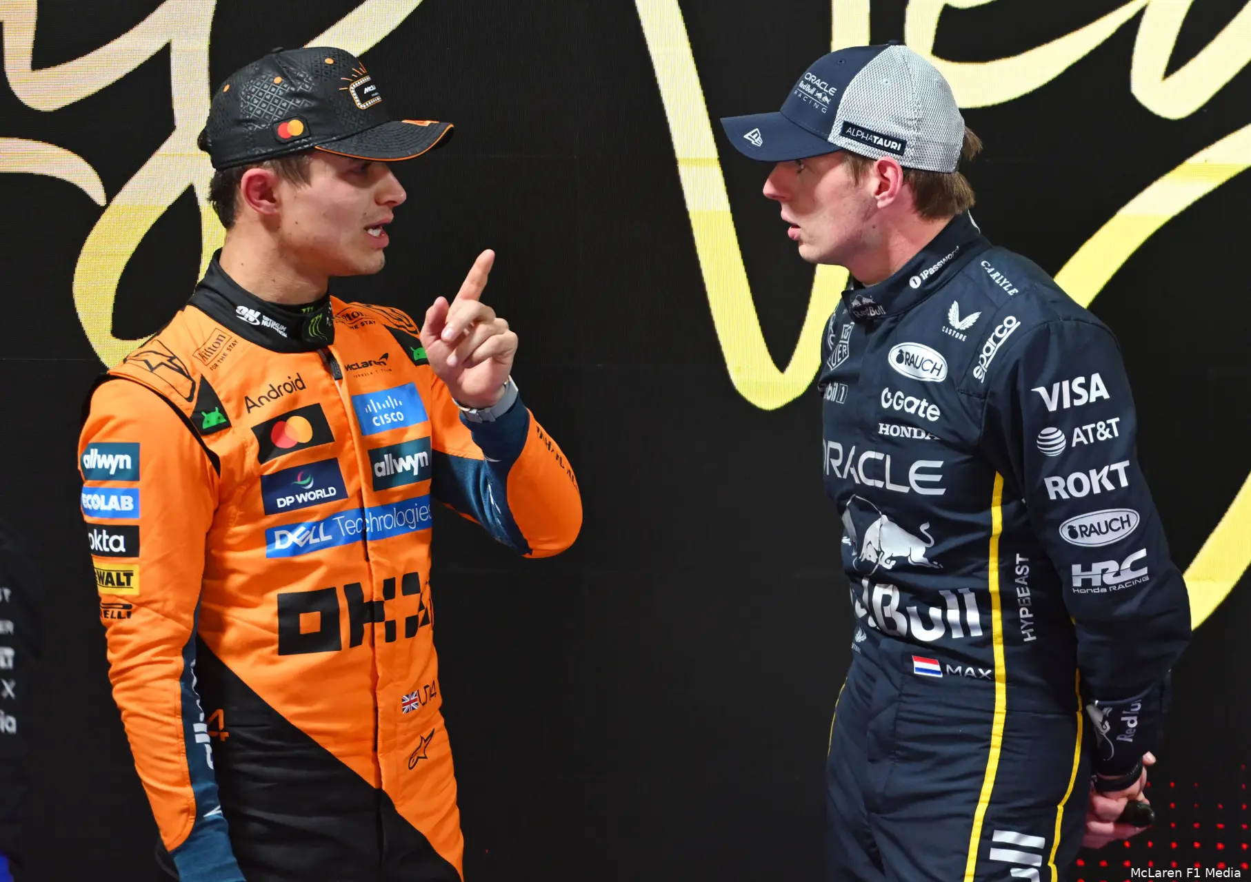 mclaren-lando-norris-gp-las-vegas-2025-zaterdag-max-verstappen-red-bull-racing
