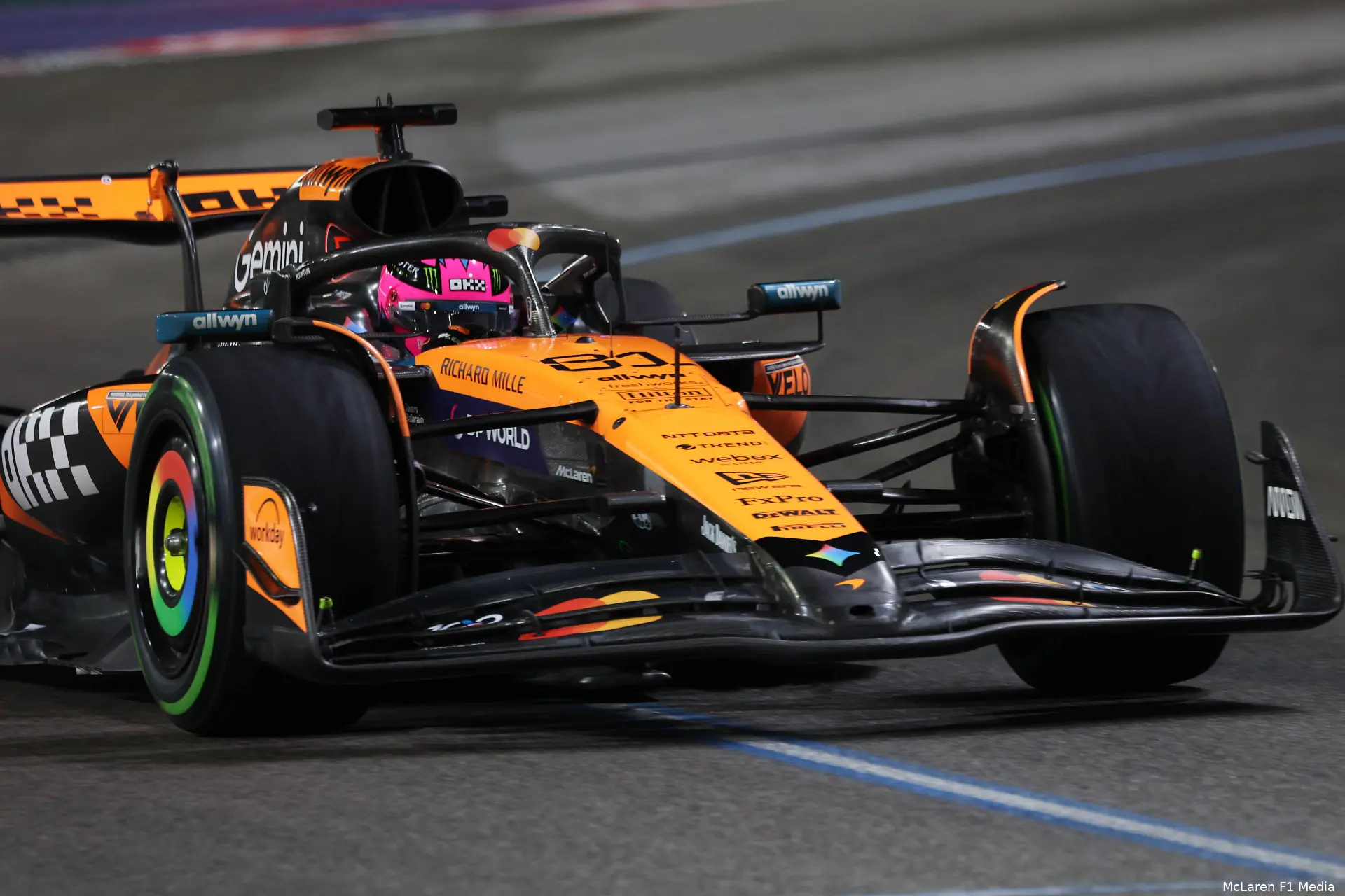 oscar-piastri-mclaren-zaterdag-vt3-2025-las-vegas