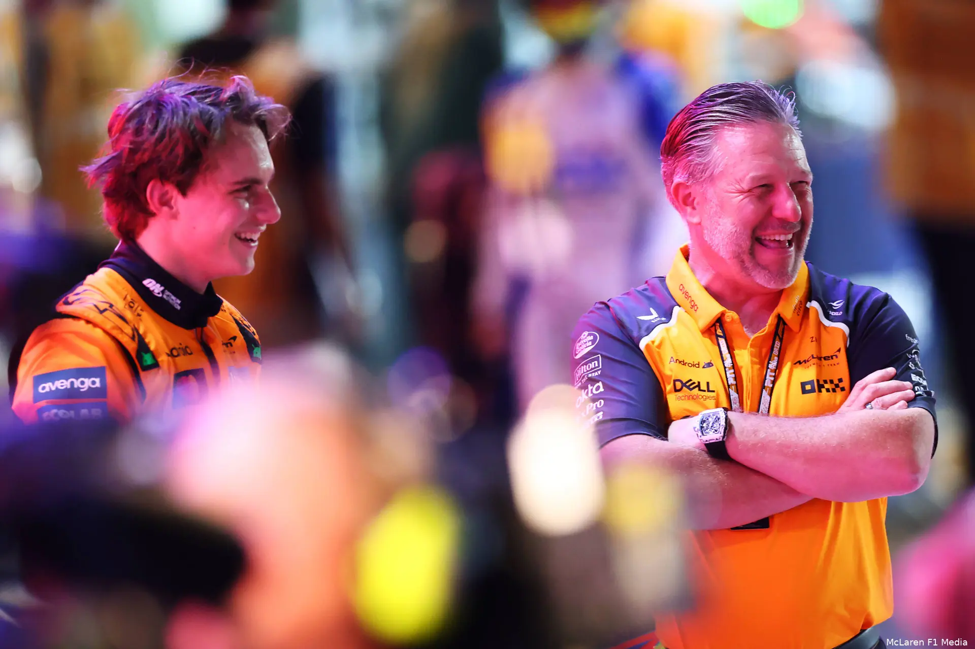 oscar-piastri-zak-brown-sprintrace-mclaren-2025-qatar