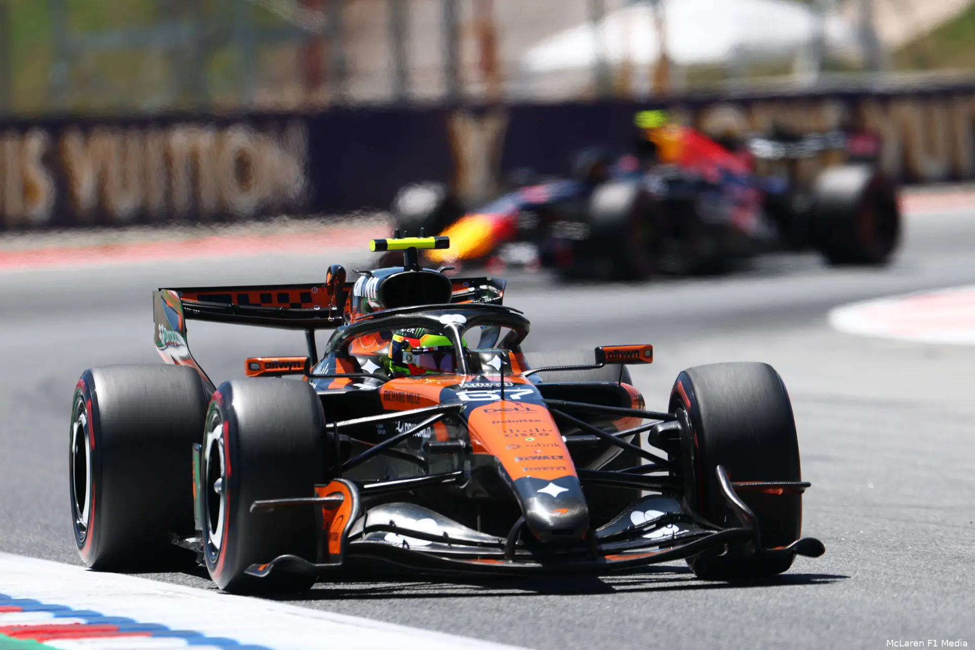 leonardo-fornaroli-mclaren-barcelona-vrijdag (2)