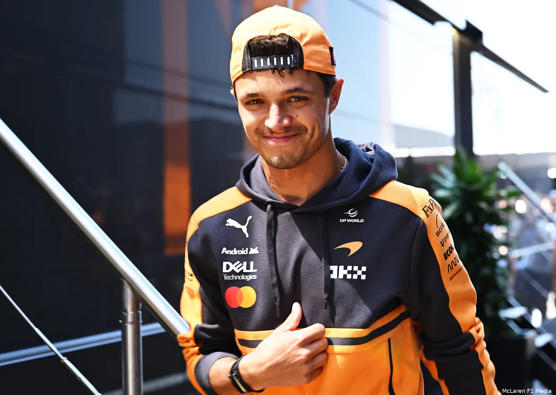 lando-norris-mclaren-2026-hongarije-zondag