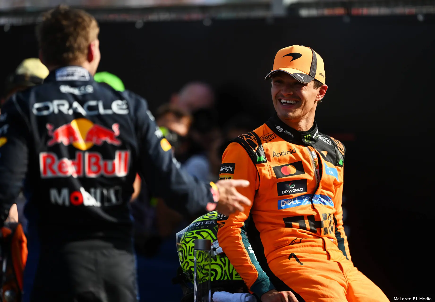 lando-norris-mclaren-gp-hongarije-2026-zondag-max-verstappen