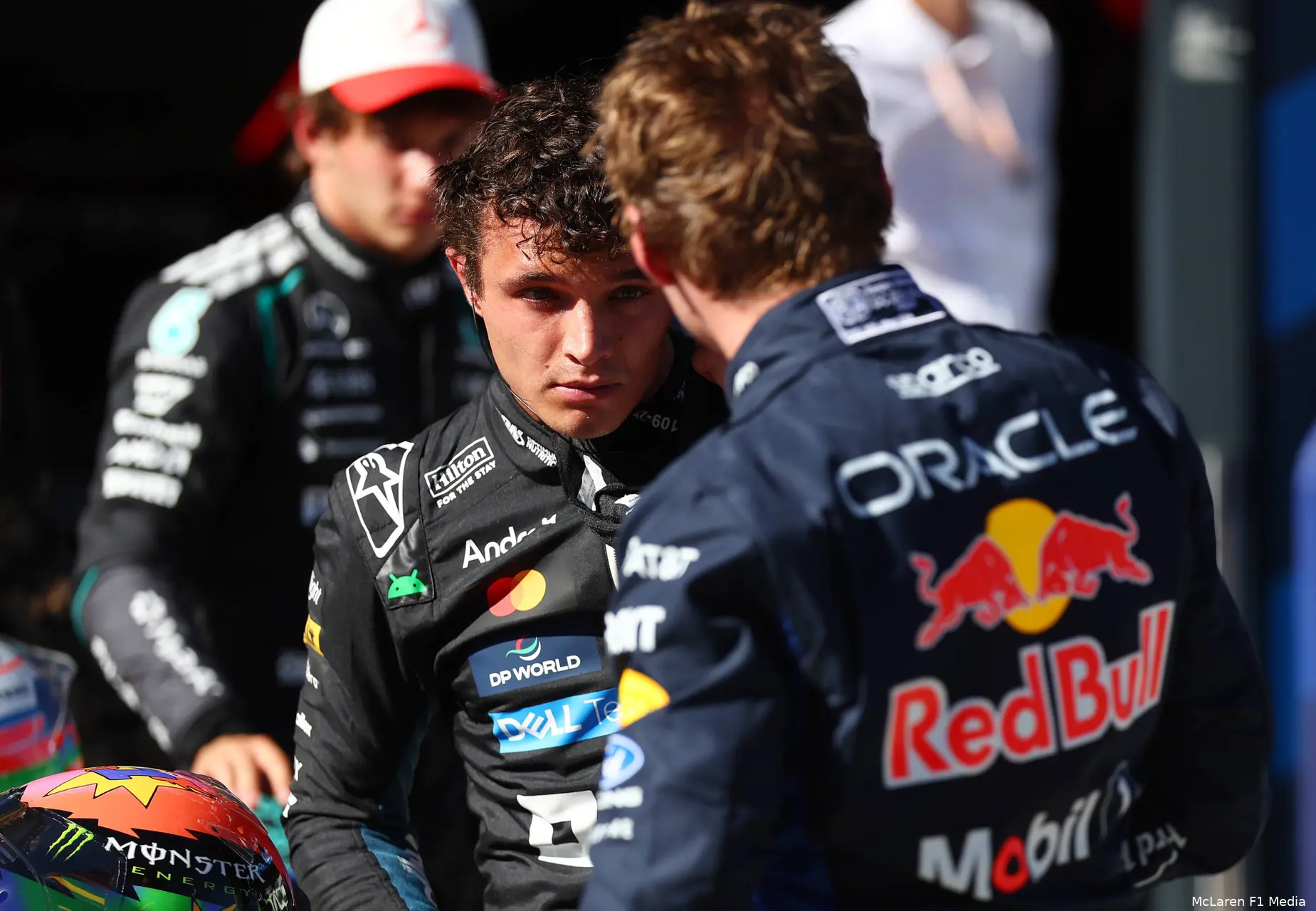 lando-norris-mclaren-gp-spanje-2026-zaterdag-max-verstappen