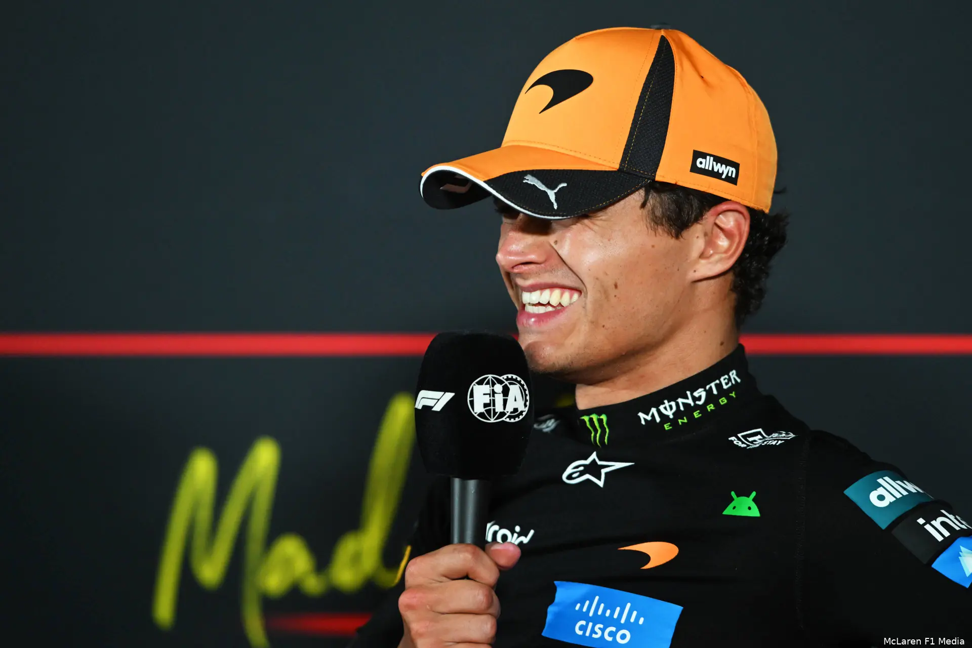 lando-norris-mclaren-gp-spanje-2026-zondag