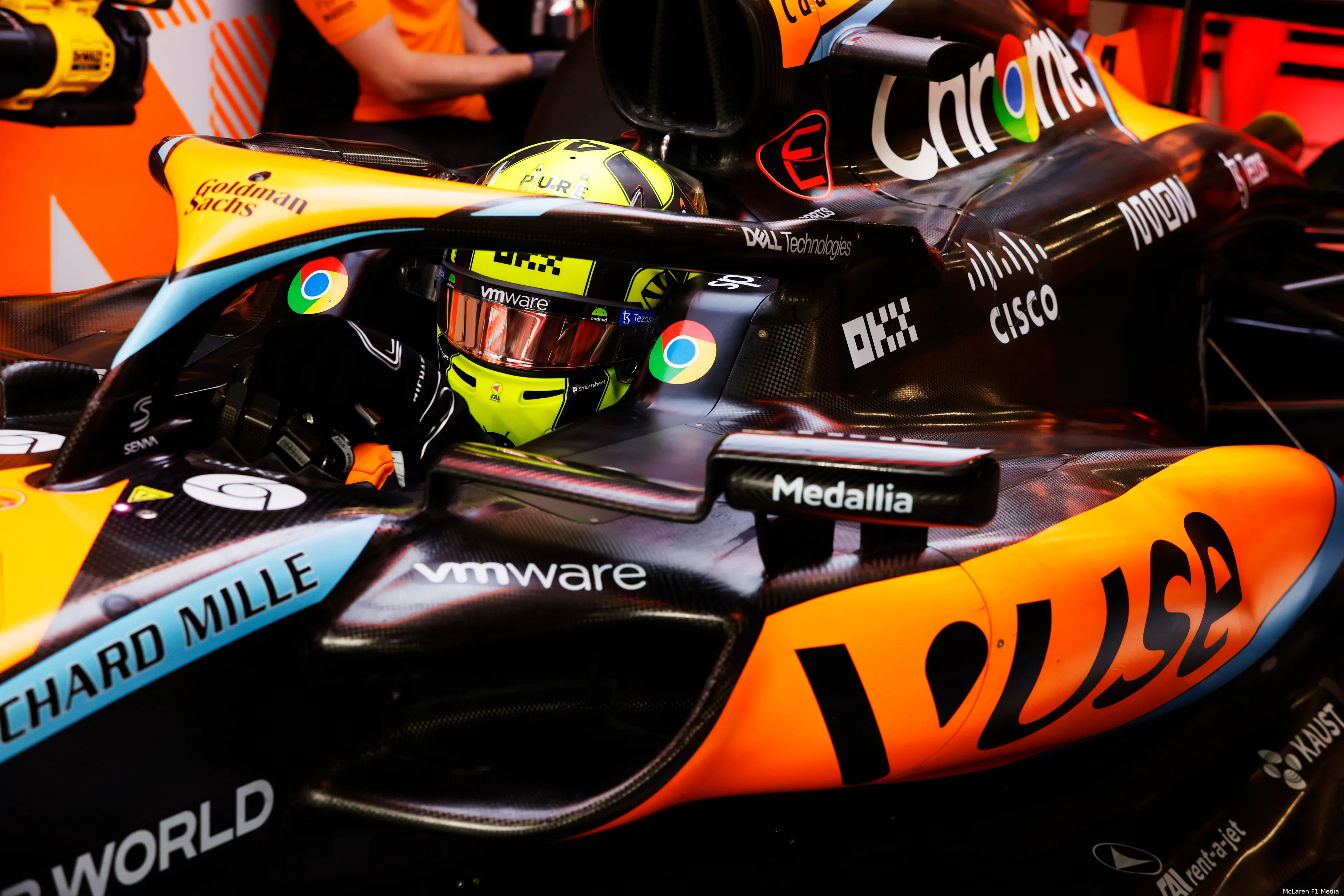 lando norris mcl60 mclaren f1 gp saoedi arabie 2023