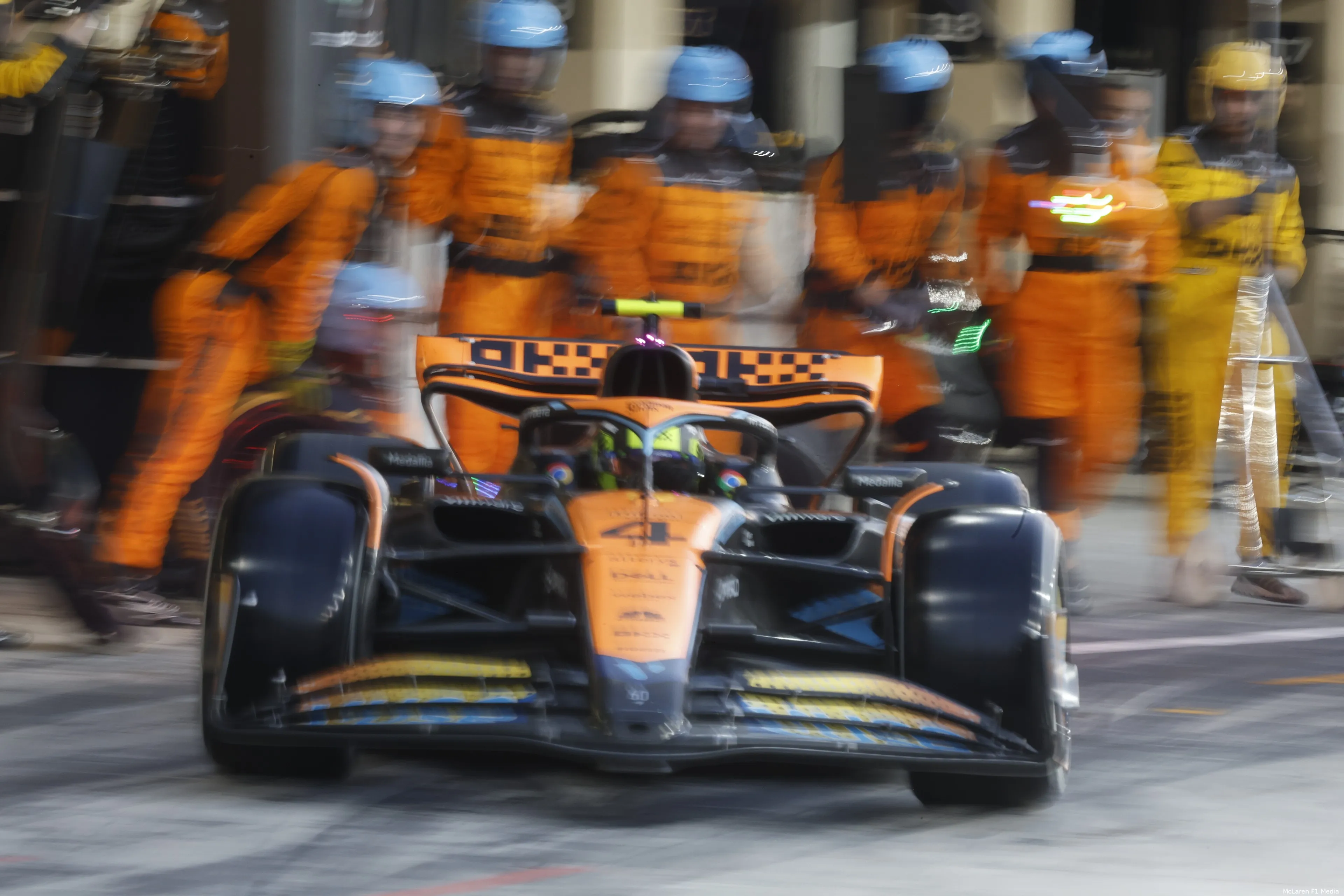 lando norris mclaren abu dhabi zondag 2023