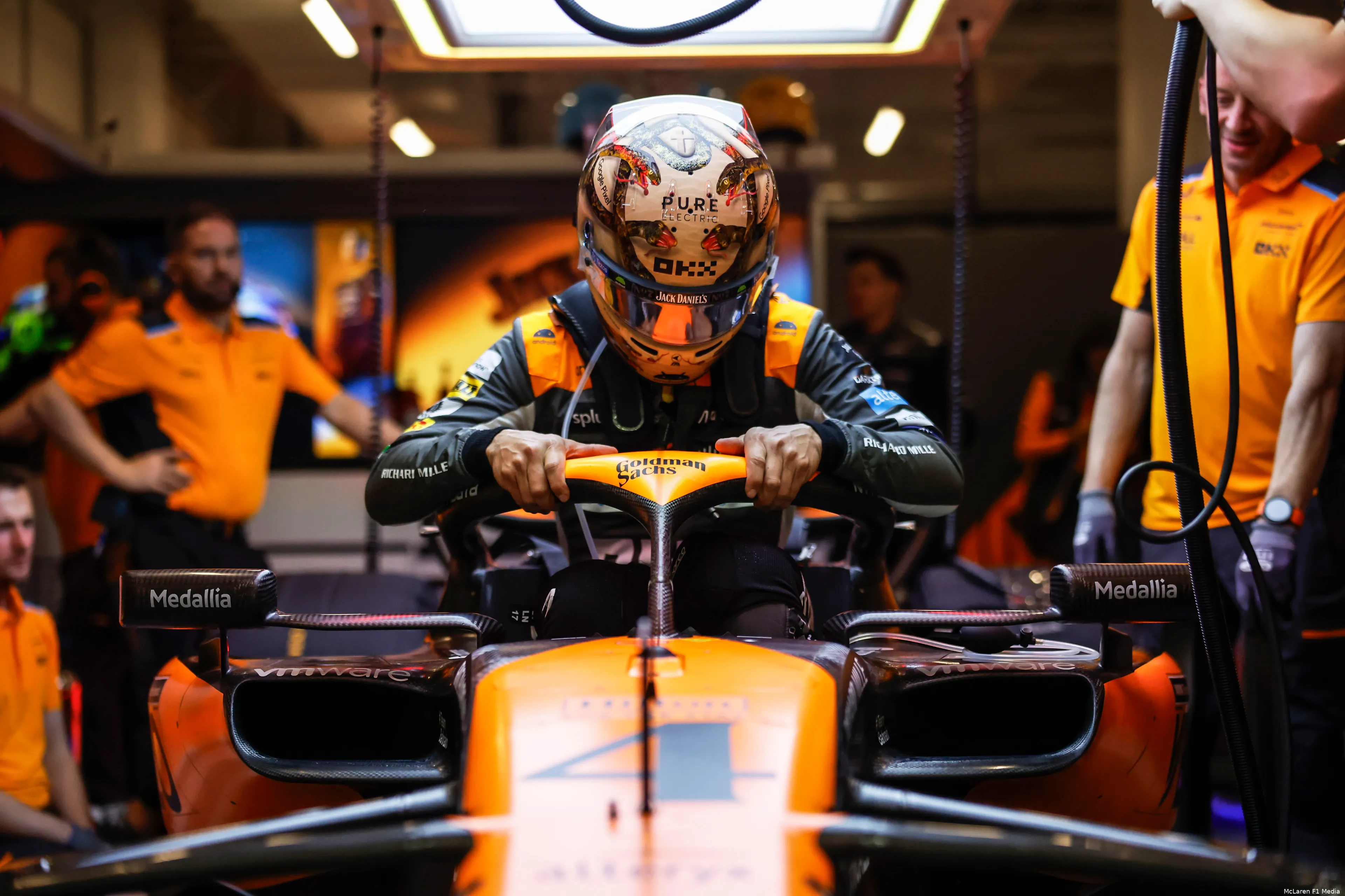 lando norris mclaren lasvegas
