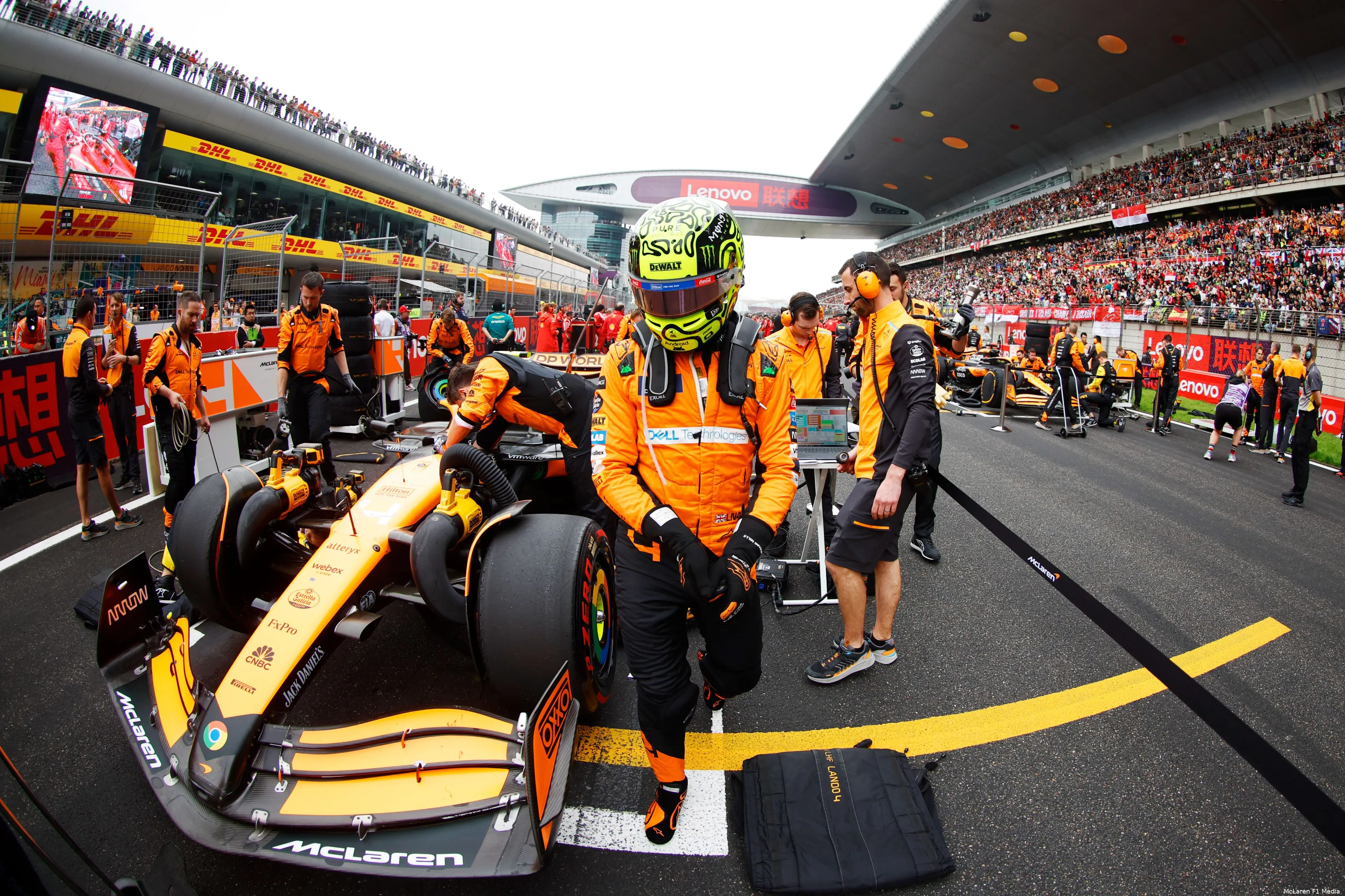 lando norris grid mclaren china 2024