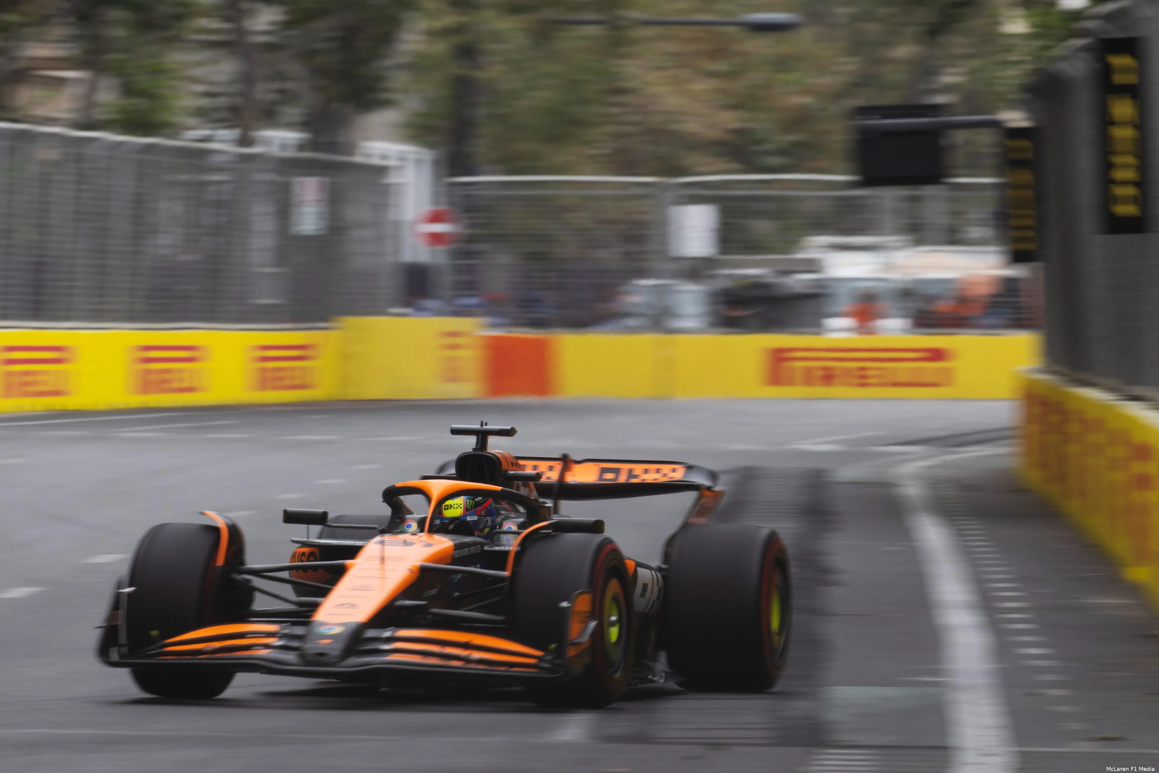 mclaren azerbeidzjan bakoe mcl38 oscar piastri 12