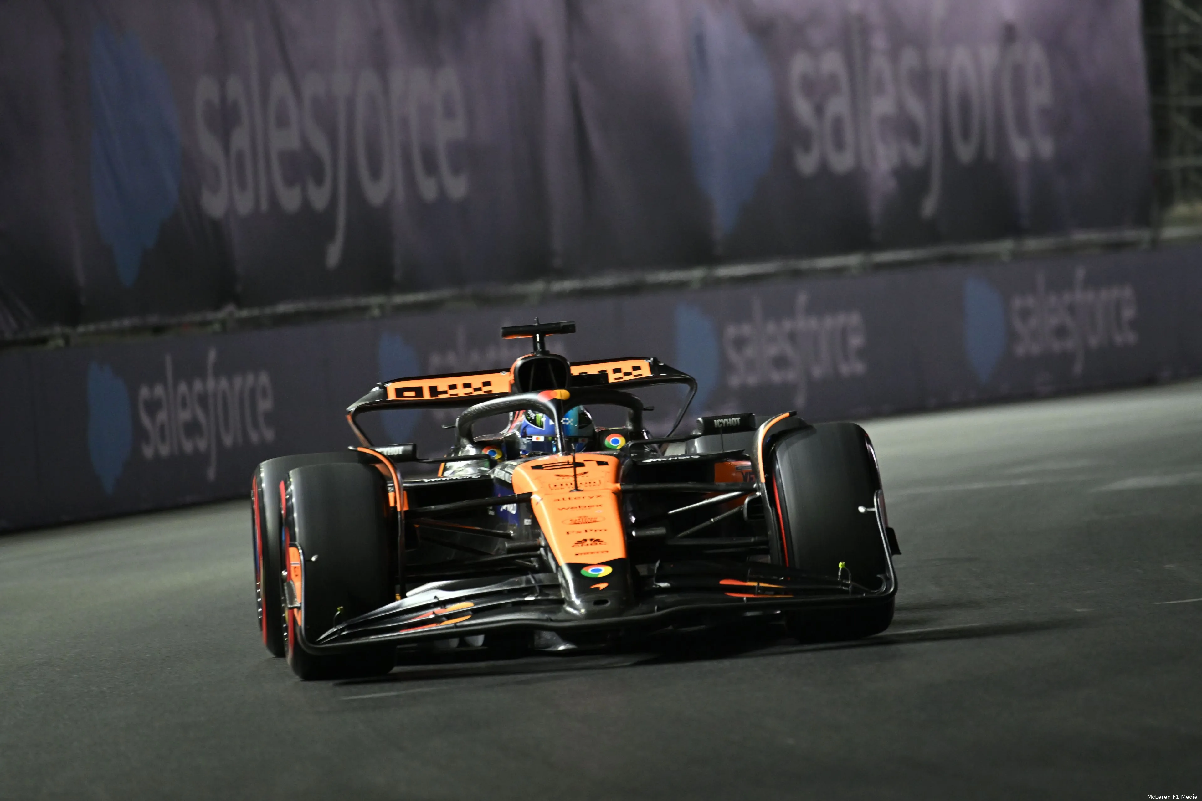 oscar piastri mclaren las vegas kwali 12