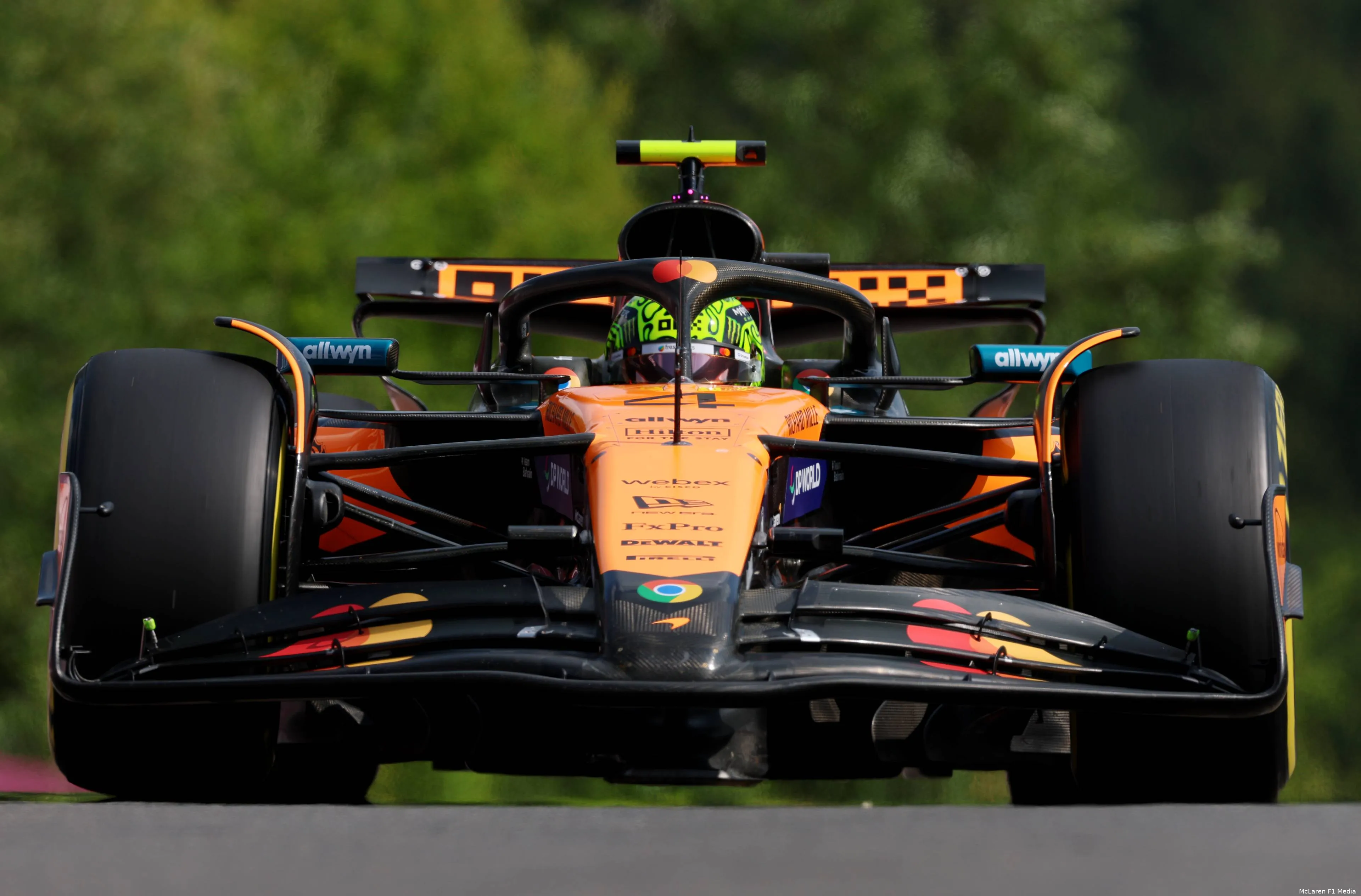 lando-norris-vt1-mclaren-belgië-2025