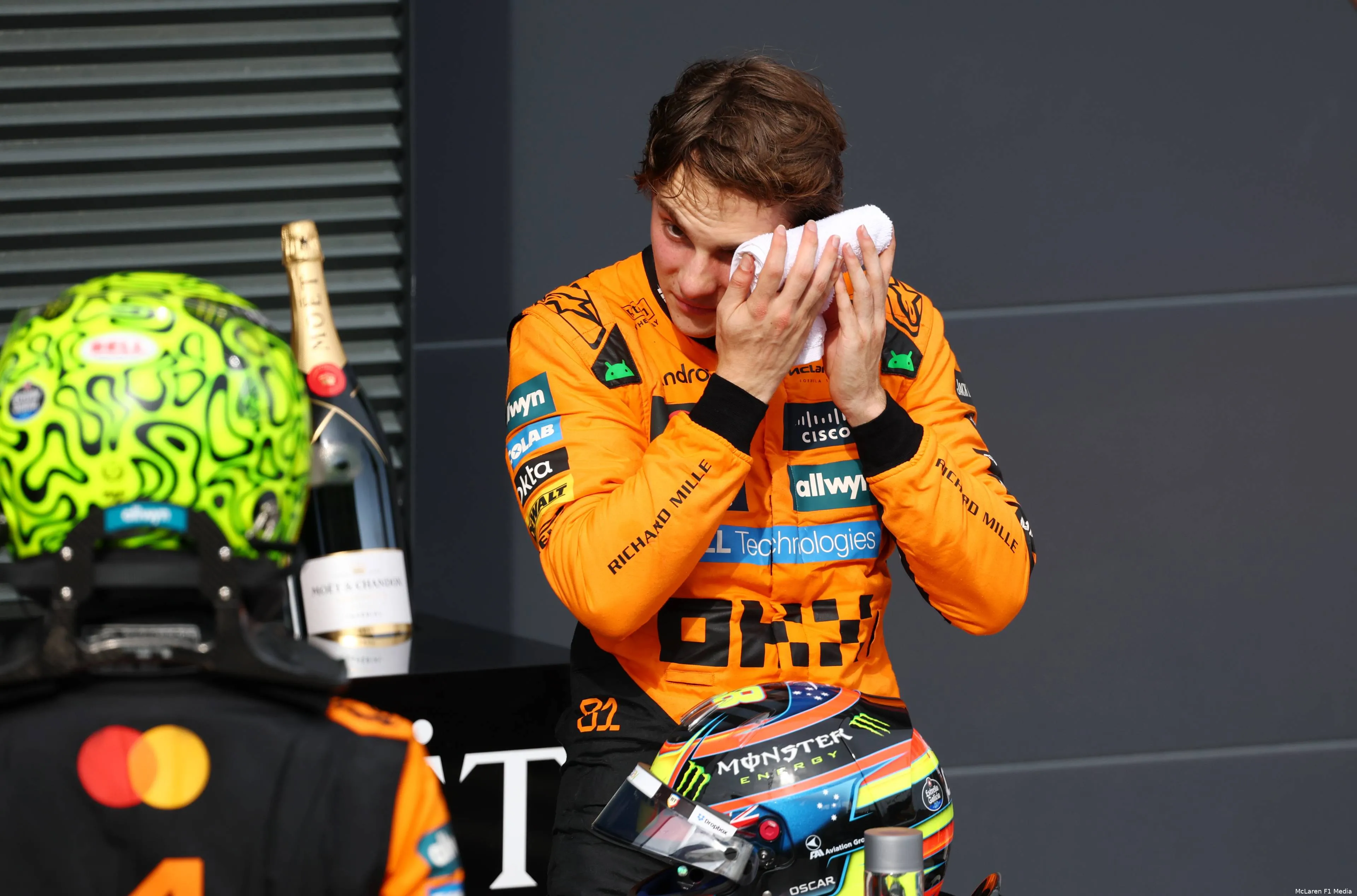 lando-norris-win-hongarije-2025-mclaren-oscar-piastri