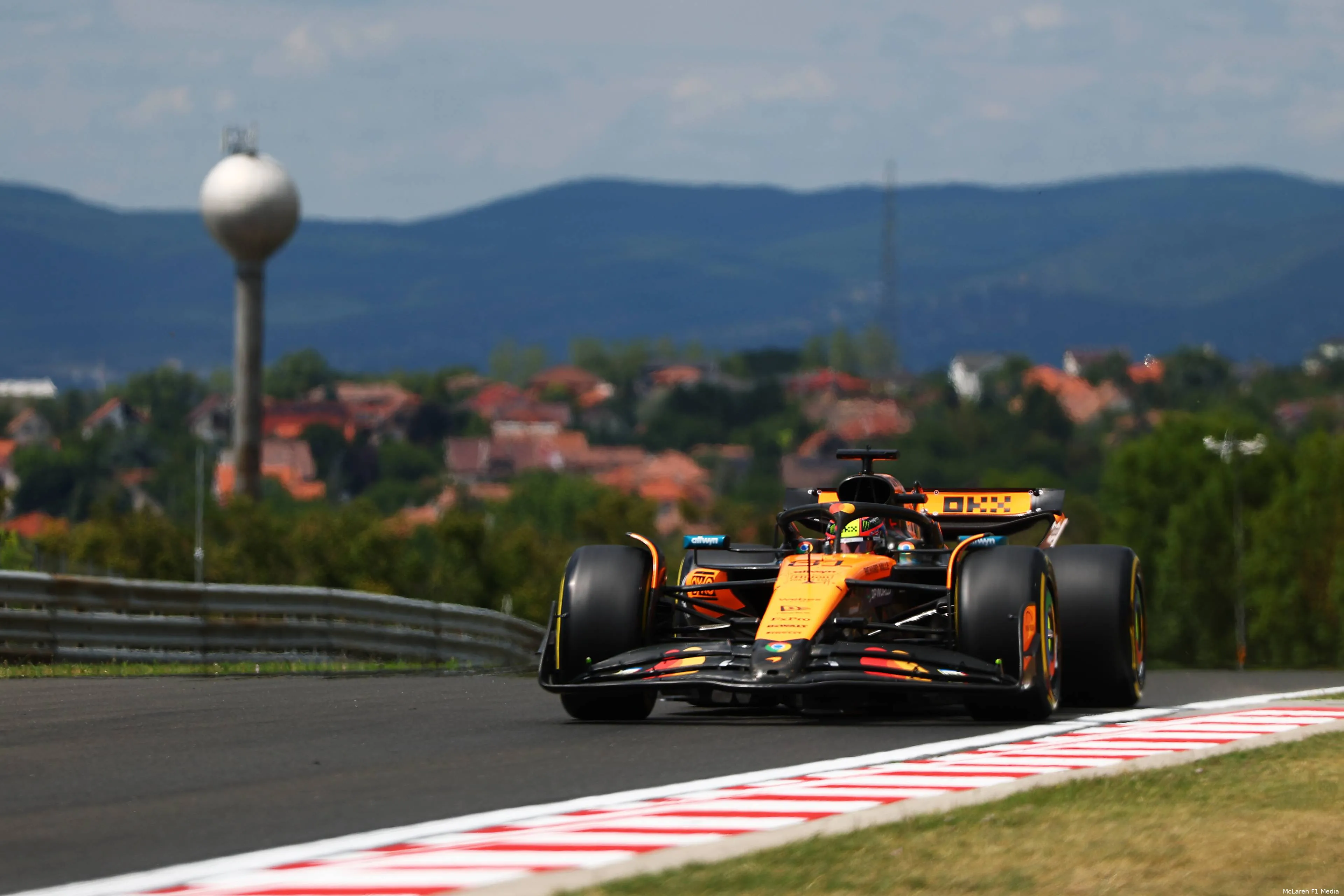 oscar-piastri-vt1-hongarije-vrijdag-2025