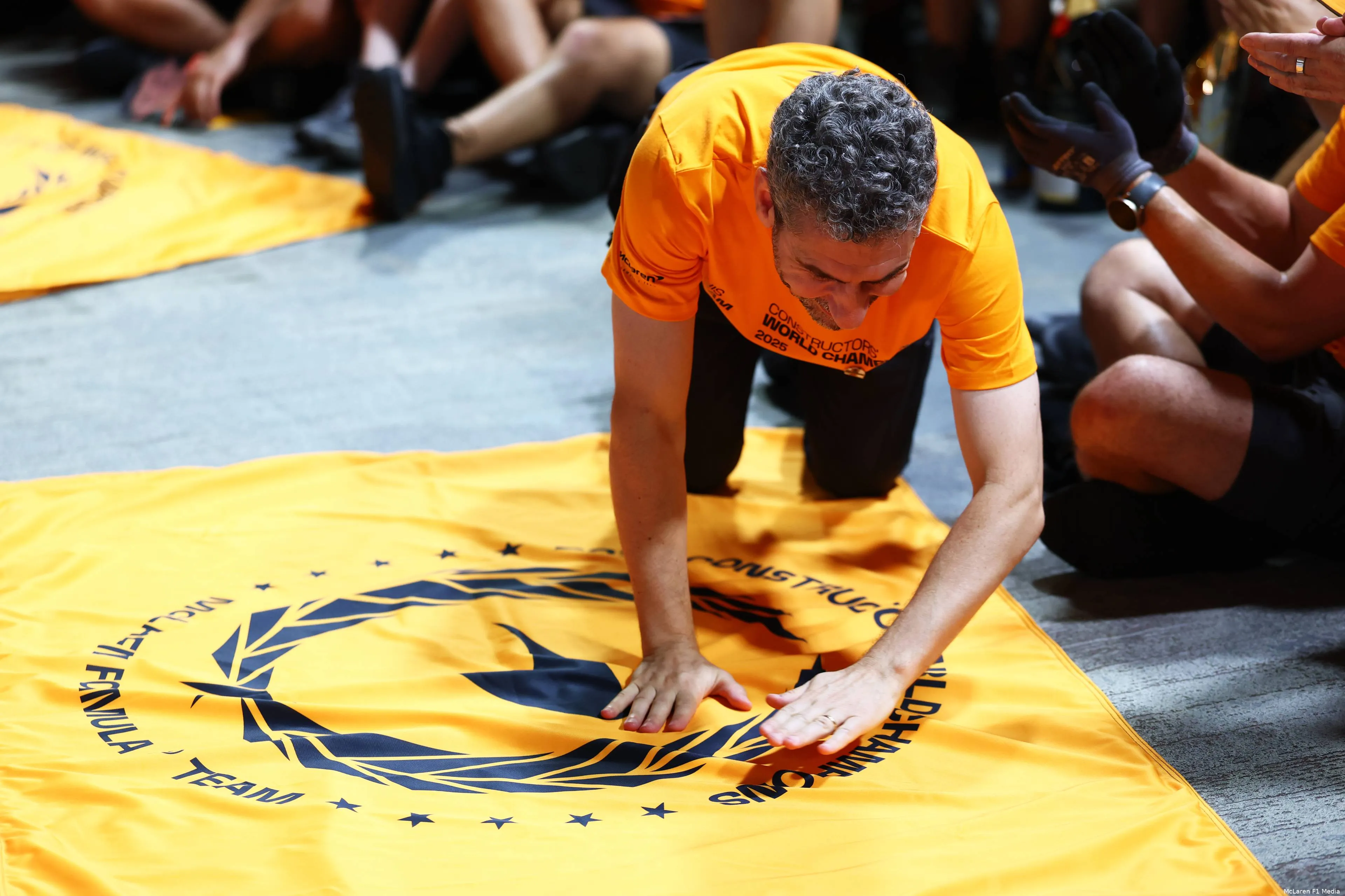 andrea-stella-mclaren-gp-singapore-2025-zondag-constructeurs-kampioen-2