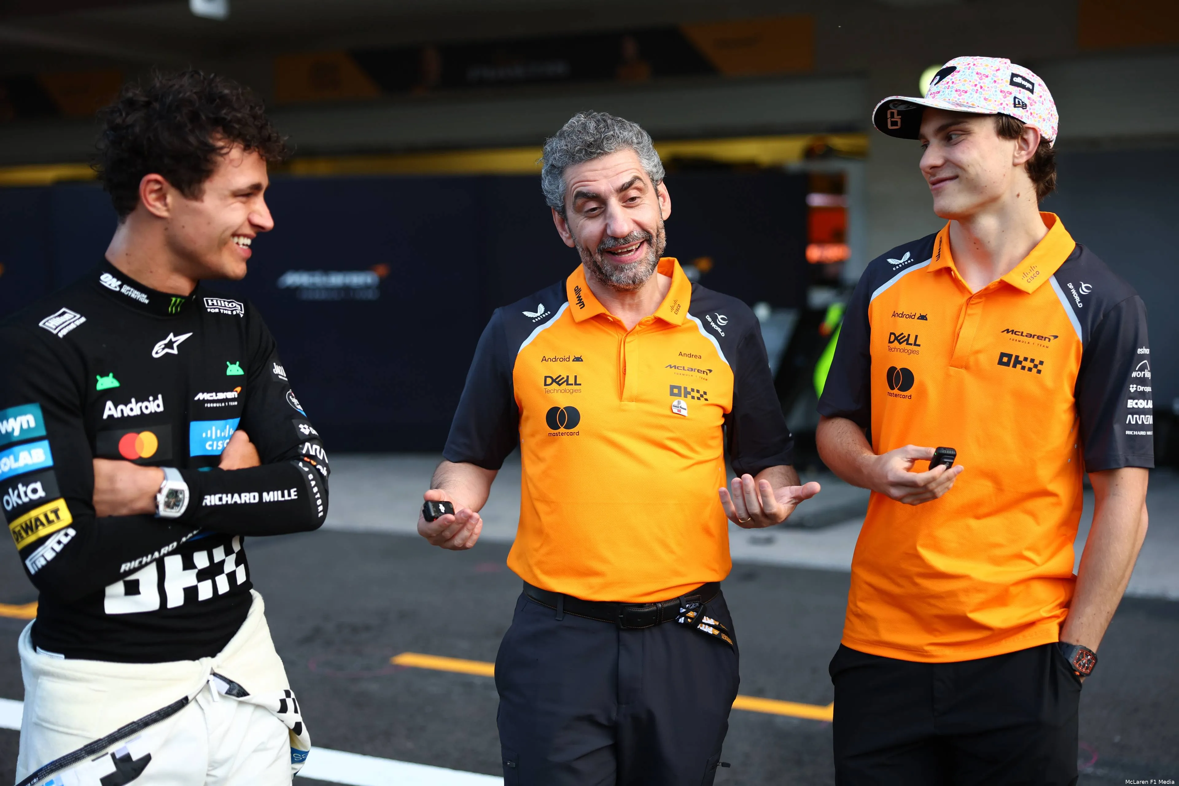 andrea-stella-oscar-piastri-lando-norris-mclaren-mexico-zondag-2025