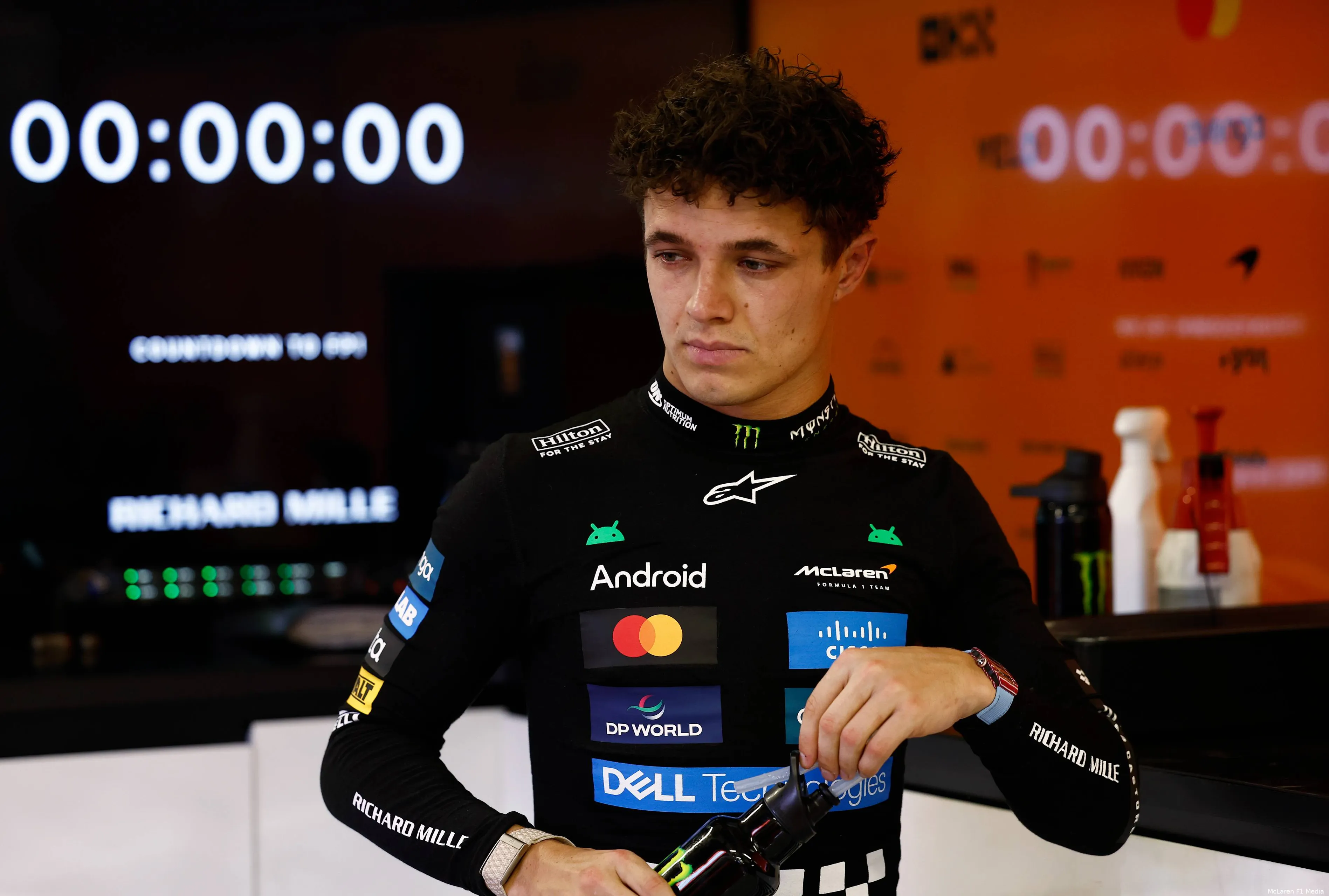 lando-norris-mclaren-2025-gp-qatar-vrijdag-4
