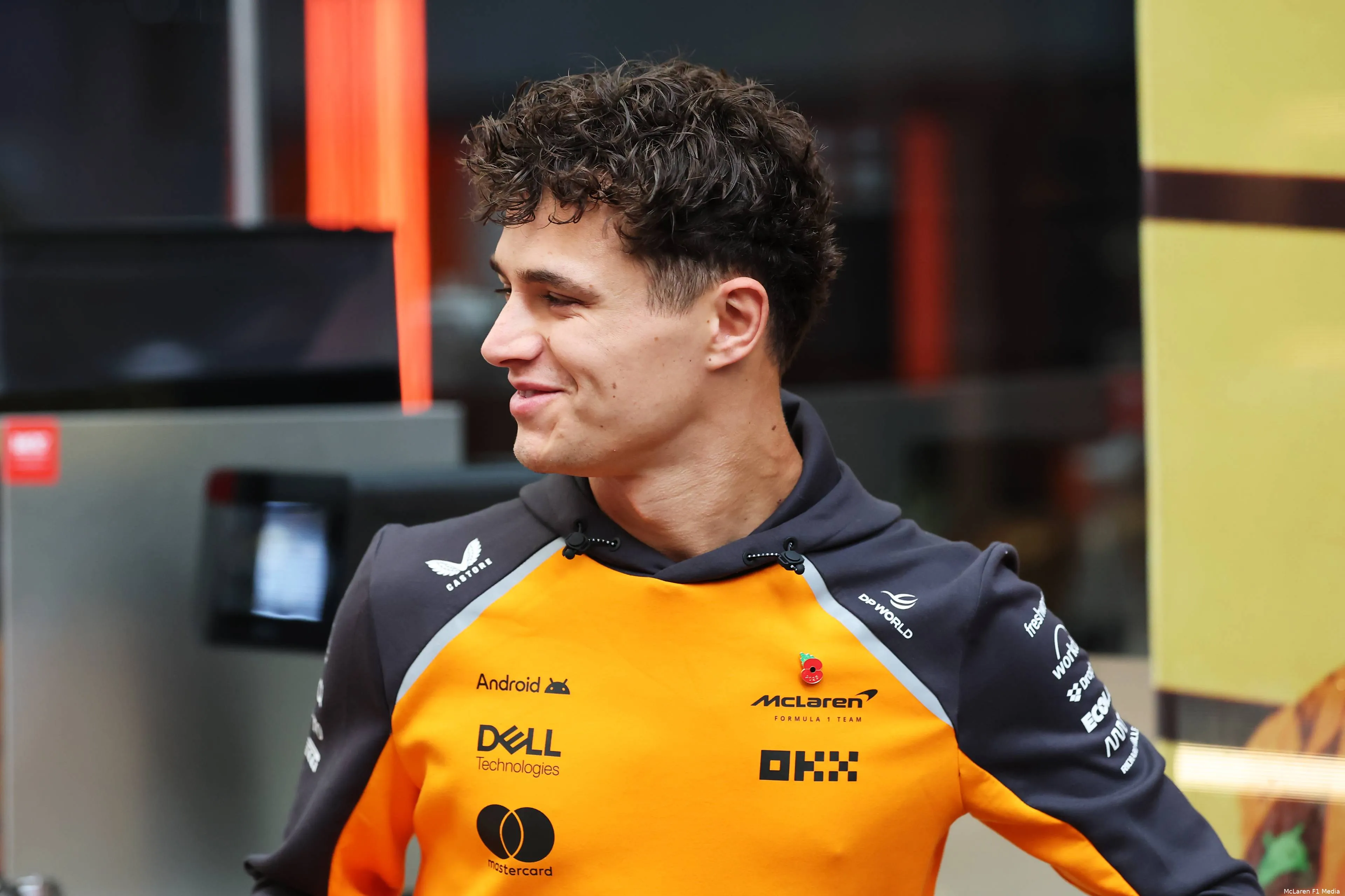 lando-norris-zaterdag-brazilië-sprint-mclaren-2025
