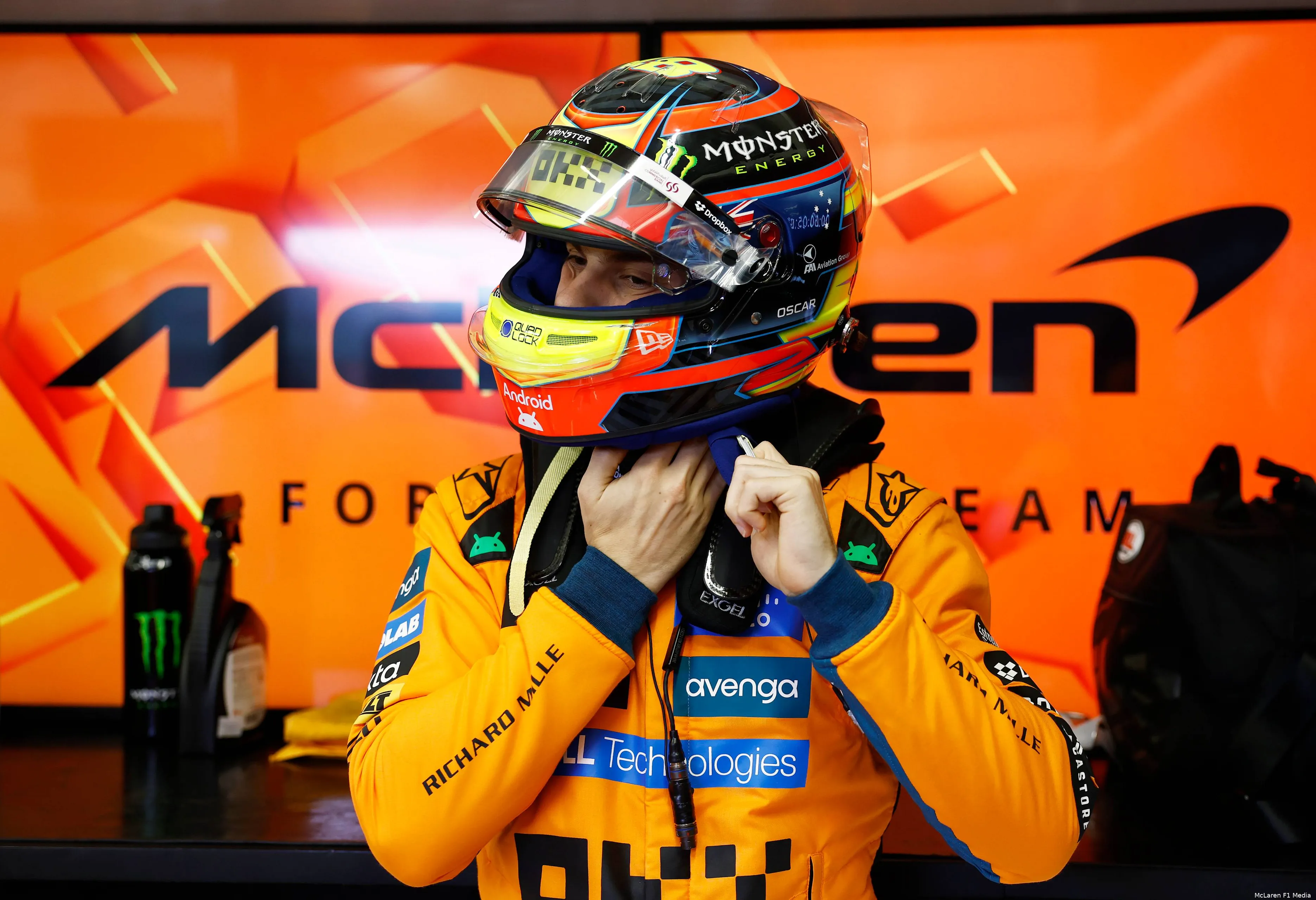 oscar-piastri-mclaren-2025-gp-qatar-vrijdag-2