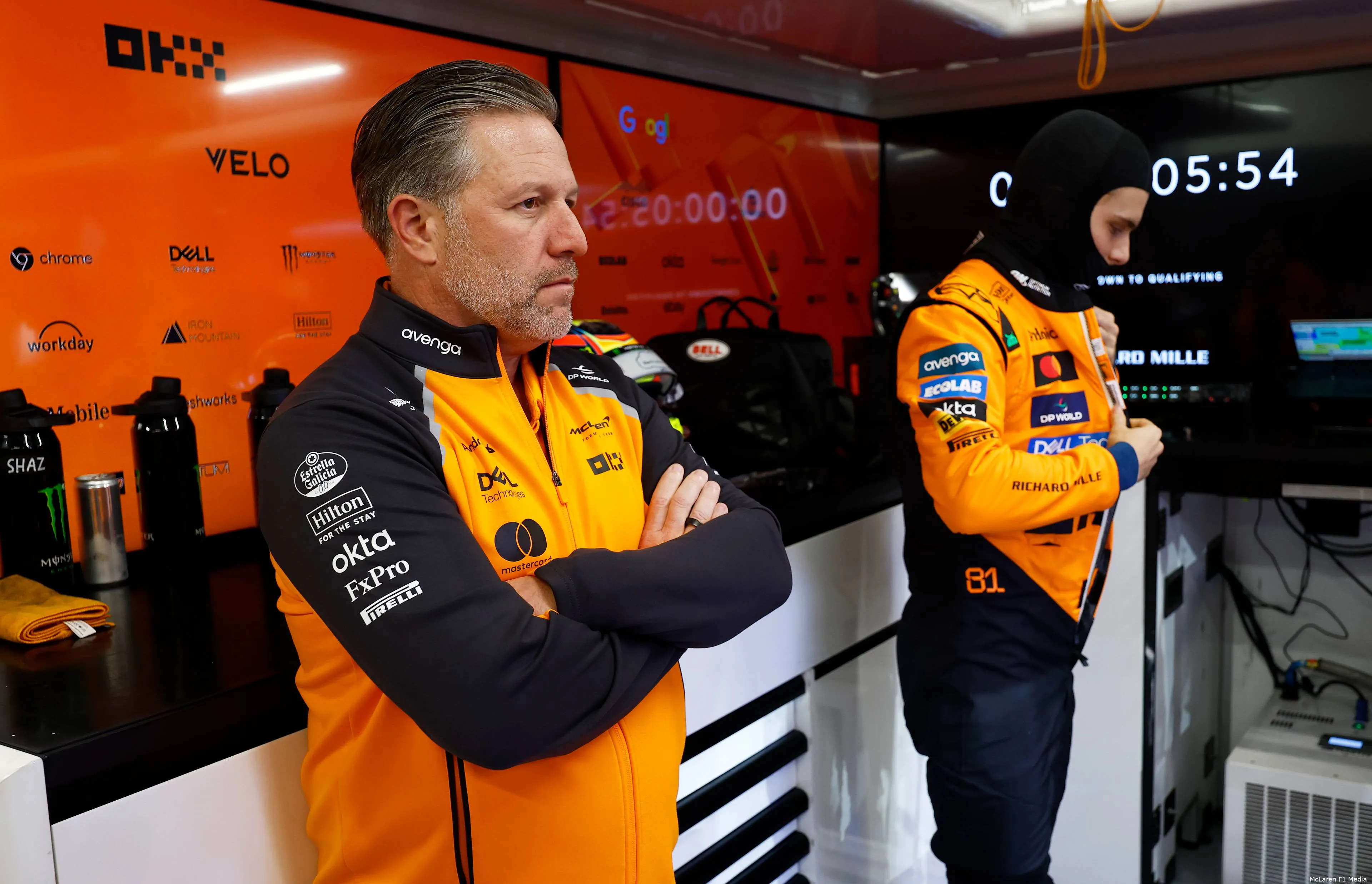 zak-brown-oscar-piastri-mclaren-gp-qatar-2025-zaterdag-2