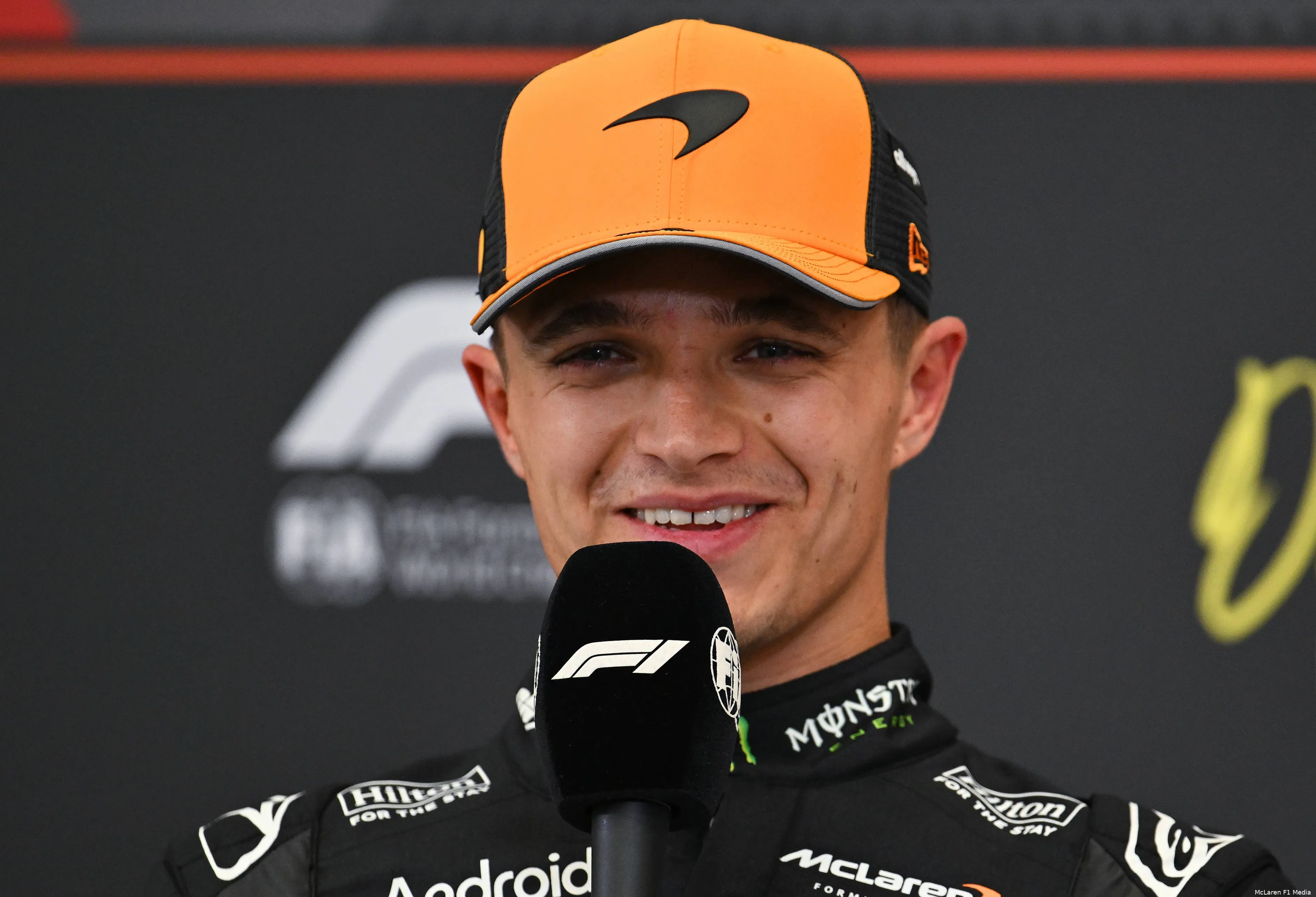 lando-norris-mclaren-gp-abu-dhabi-2025-zaterdag-22