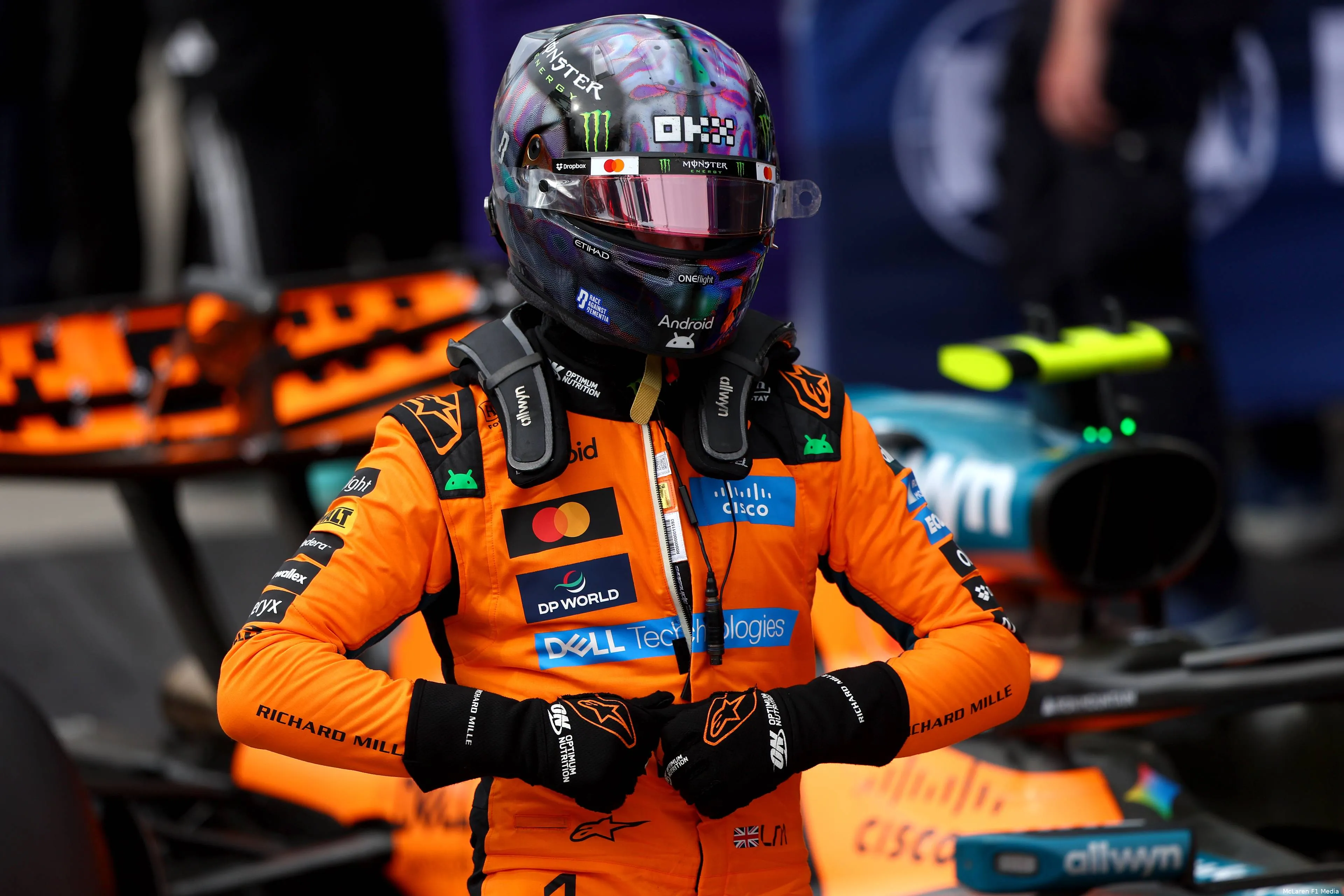 lando-norris-mclaren-canada-2026-zaterdag