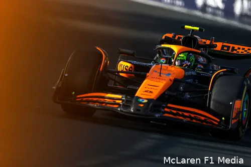 <i>Inmiddels lijkt Norris vaak beter in zijn vel te zitten, al viel de titelstrijd met Verstappen hem soms zwaar.</i>