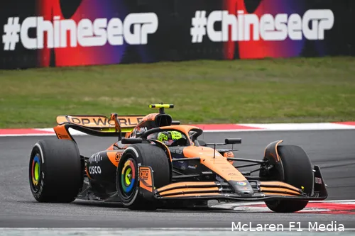 Lando Norris op weg naar P3 in de kwalificatie, Grand Prix van China 2024.