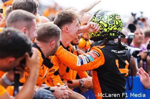 <i>Lando Norris lijkt weer mee te dingen om te prijzen.</i>