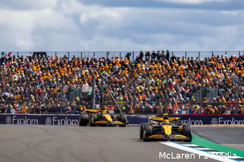 lando norris mclaren racedag silverstone 2024 oscar piastri