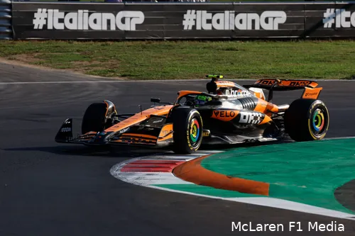 <i>Norris hoopt dit weekend weer in te lopen op Verstappen.</i>