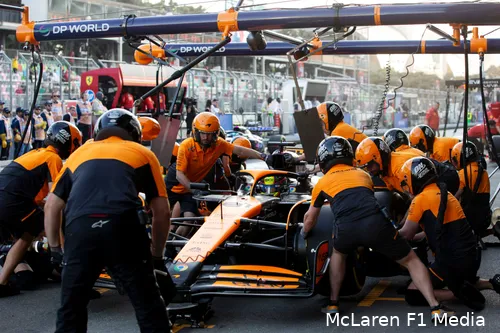 <i>Piastri bleef na zijn pitstop voor Pérez.</i>