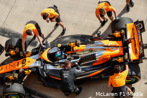 oscar piastri mclaren vrijdag sprintweekend usa mcl38