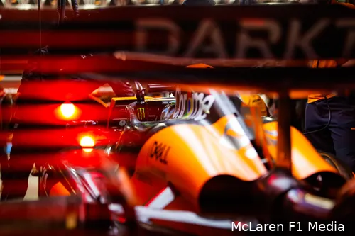 oscar piastri mclaren vt2 vrijdag las vegas mcl38