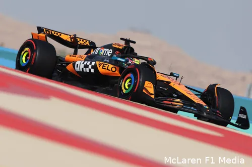oscar piastri mclaren 2025 vrijdag bahrein