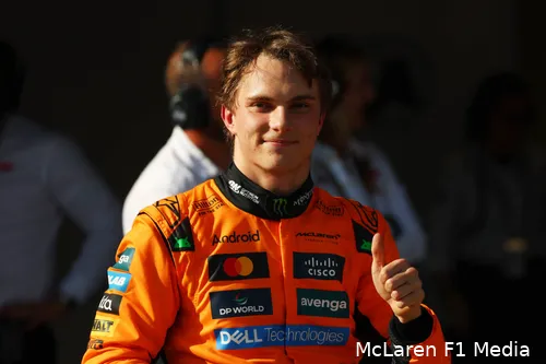 oscar piastri mclaren imola 2025 12