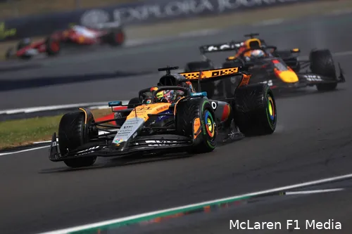 oscar piastri podium silverstone 2025 max verstappen