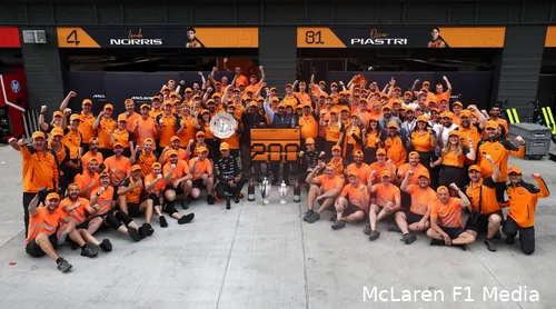 lando-norris-mclaren-gp-hongarije-2025-zondag-oscar-piastri-4