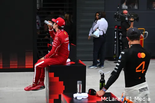 mclaren-lando-norris-charles-leclerc-ferrari-gp-hongarije-zaterdag-2025-8