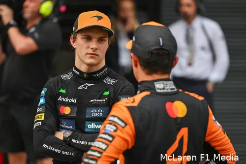 mclaren-lando-norris-oscar-piastri-gp-hongarije-zaterdag-2025-8
