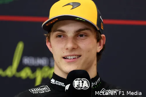 mclaren-oscar-piastri-gp-hongarije-zaterdag-2025-15