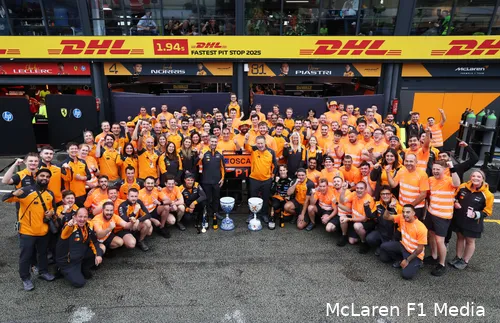 oscar-piastri-lando-norris-andrea-stella-zak-brown-mclaren-gp-nederland-2025-zondag-3