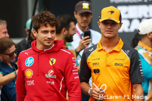 lando-norris-mclaren-gp-azerbeidzjan-2025-zondag-charles-leclerc-ferrari-2