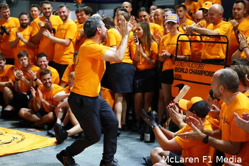 andrea-stella-mclaren-gp-singapore-2025-zondag-constructeurs-kampioen-4
