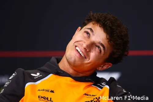 lando-norris-singapore-vrijdag-vt1-2025