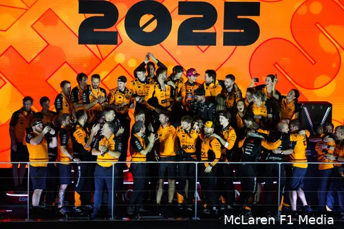 mclaren-gp-singapore-2025-zondag-constructeurs-kampioen-13